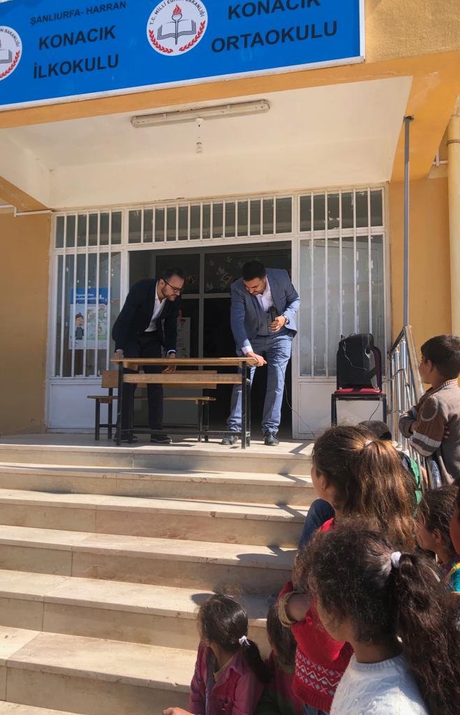 OKULUMUZDA BİLGİ YARIŞMASI ETKİNLİĞİ YAPILDI. ORTAOKUL ÖĞRENCİLERİMİZİN YARIŞTIĞI BU ETKİNLİKTE EMEĞİ GEÇEN ÖĞRENCİ VE ÖĞRETMENLERİMİZE TEŞEKKÜR EDERİZ. <a href="/HarranKaymakam/">Harran Kaymakamlığı</a>  <a href="/MemHarran/">Harran İlçe MEM</a> <a href="/kenndmroglu01/">Kenan Demiroğlu</a>  <a href="/Abdullah_Erin47/">Abdullah ERİN</a> <a href="/serafettinturan/">Şerafettin TURAN</a>