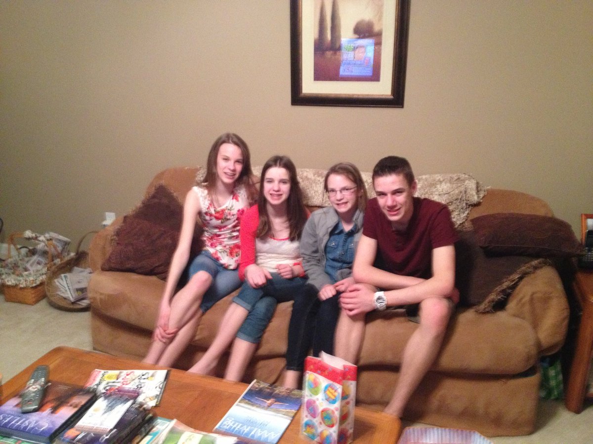 DhoffmanDoug's tweet image. Happy birthday Kristin. Enjoy the day!!@KristinxHoffman