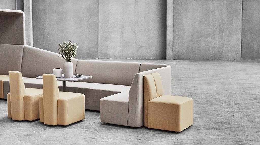 OceeDesign's tweet photo. FourLikes is the latest modular furniture solution from @fourdesign. A great solution which can be configured to optimise spaces and activate underused areas. 👌🏼
Coming to the UK soon... 👍🏼
#FourLikes #ModularSeating #OfficeFurniture #OfficeInteriors #FurnitureDesign https://t.co/UR0Ca3Vzab