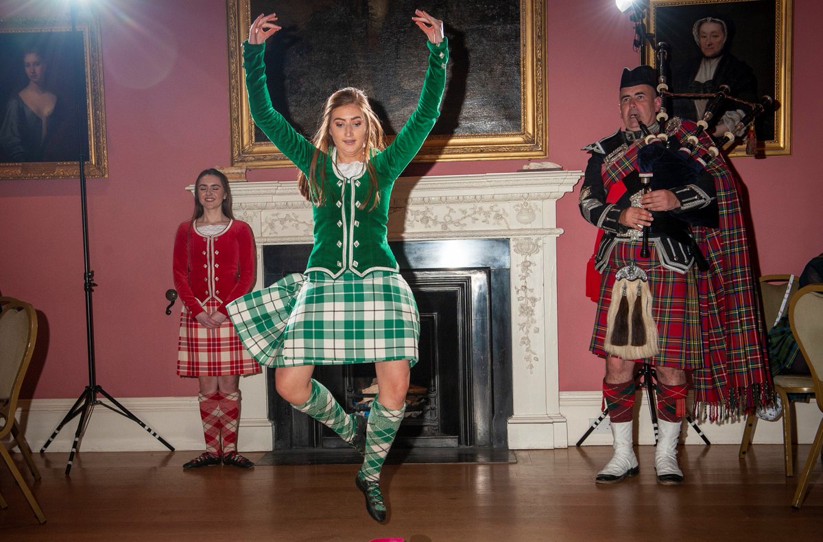 <a href="/Xperiencescot/">Experience Scotland</a> ,what lovely guests last night for dinner, thanks <a href="/albaentertain/">Alba Entertainments</a> <a href="/SimonPhotos/">Simon Williams</a> <a href="/inforedbus/">The Red Bus</a>