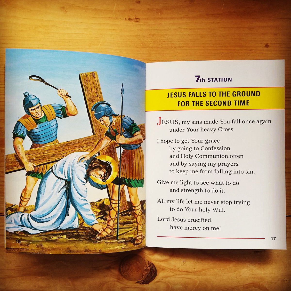 CatholicBookPC's tweet image. During these final days of #Lent, join us on the #WayoftheCross. #StationsoftheCross, a popular book by Father Lovasik in our children’s St. Joseph Picture Books series, is our guide: bit.ly/2IGVOVs