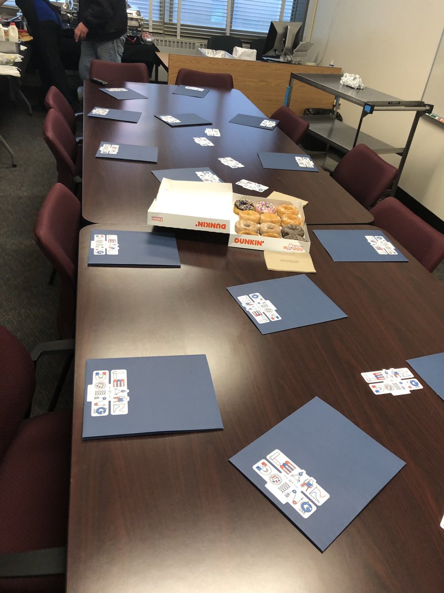 learnwithalbert's tweet photo. Excited to present to over 15 principals today at Dear Park High School! #learnwithalbert π https://t.co/iOpdA5s9F2
