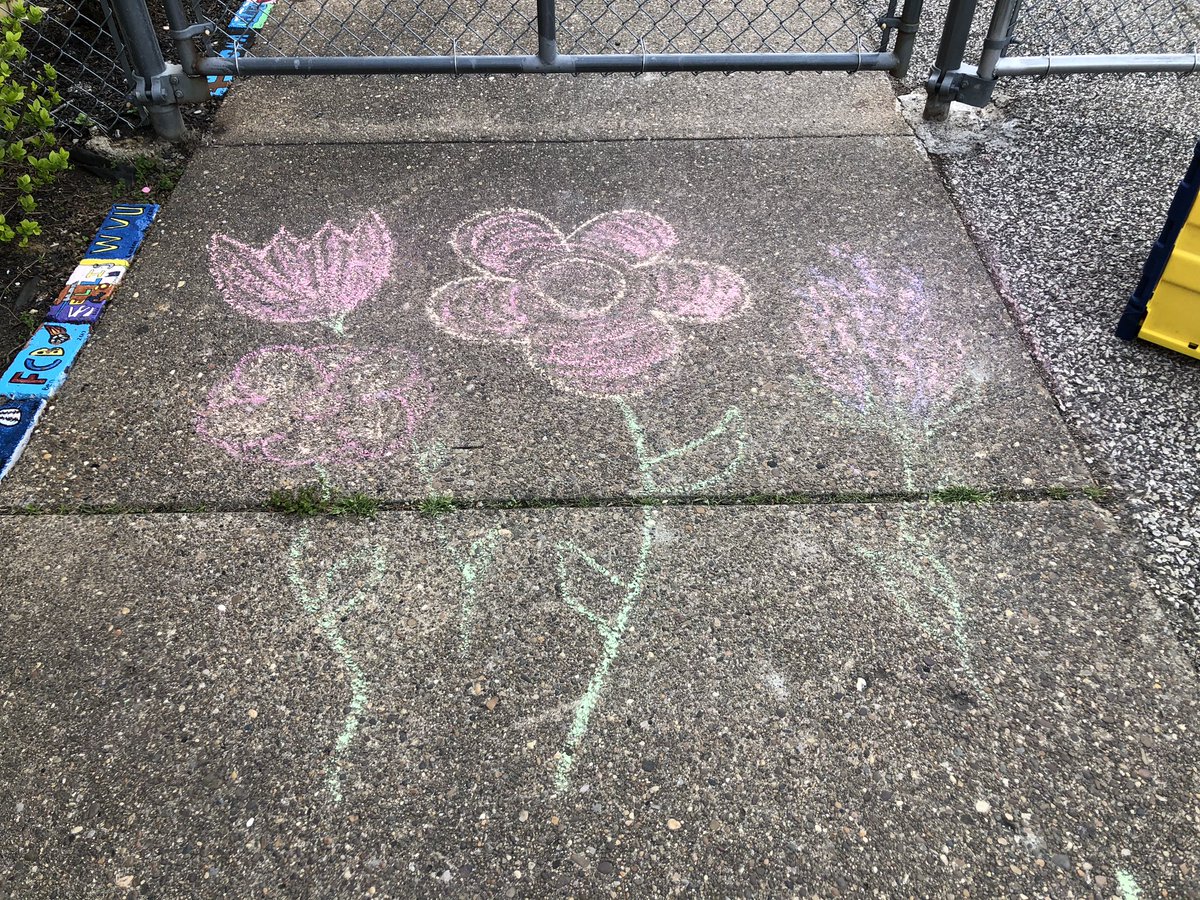 bgparson's tweet photo. You know it’s spring when you are greeted with a beautiful sidewalk drawing as you enter @NicholsVikings1 @cabellschools https://t.co/GLpbLSWCTY