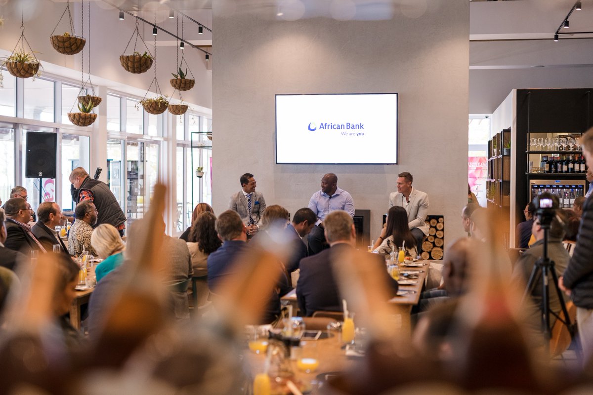 Getting into the <a href="/rugbyworldcup/">Rugby World Cup</a> spirit today at Reuben's &amp; Co Cafe at <a href="/valdevieestate/">Val de Vie Estate</a>!

Together with rugby legends Jean de Villers, <a href="/BreytonPaulse/">Breyton Paulse</a> and Hanyani Shimange, guests enjoyed a delicious breakfast by <a href="/ReubenRiffel/">Chef Reuben Riffel</a> as they tackled all things rugby.