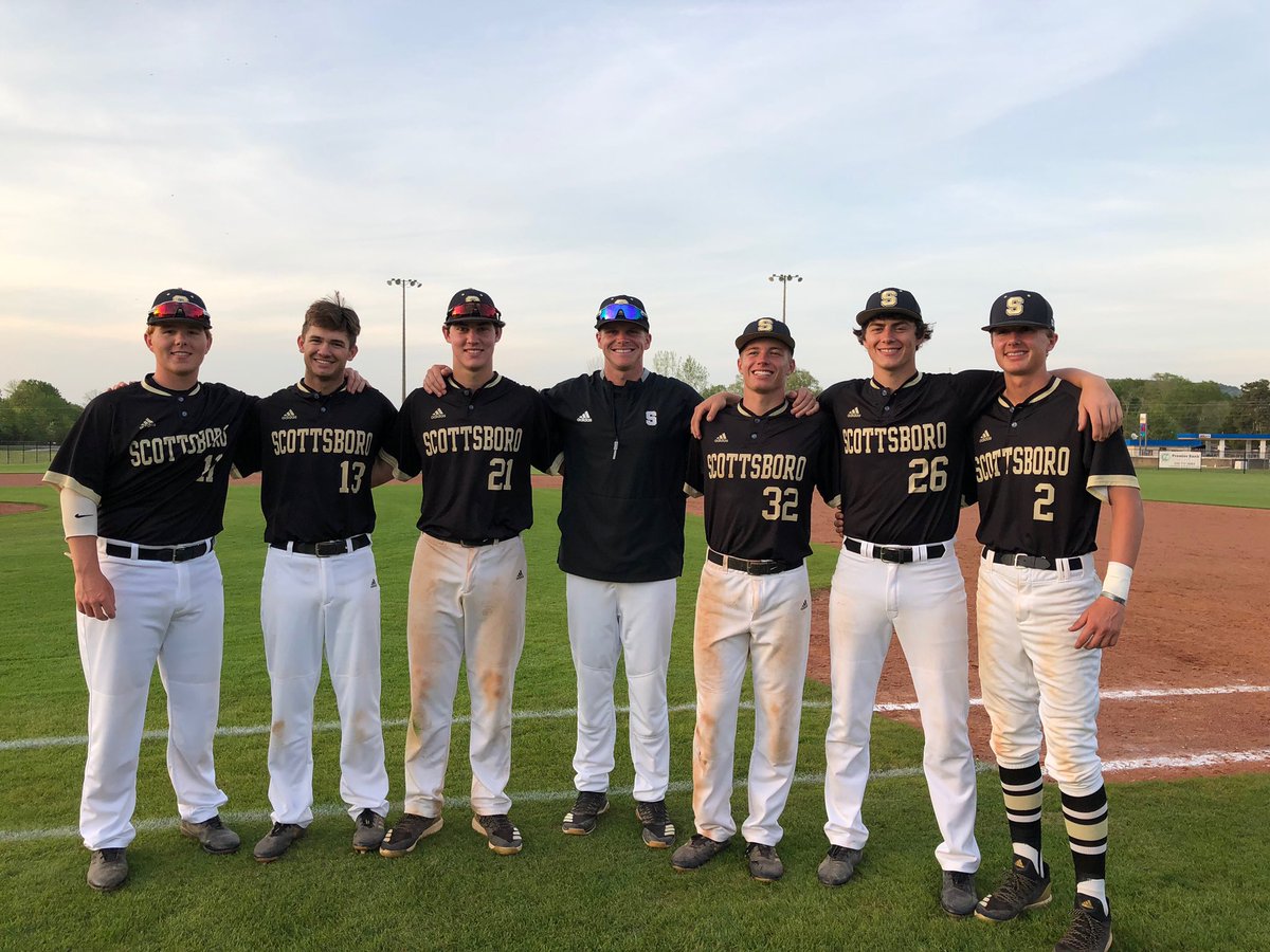 shsbaseball4's tweet photo. Area Champs! First time in 12 years the Wildcats have claimed the area title. Congratulations to our seniors for their hard work and dedication to this program! https://t.co/KiVwRqhWV2
