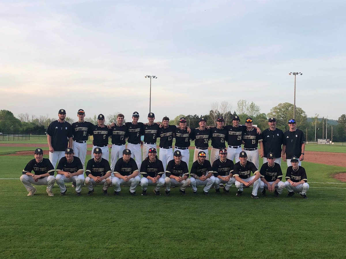 shsbaseball4's tweet photo. Area Champs! First time in 12 years the Wildcats have claimed the area title. Congratulations to our seniors for their hard work and dedication to this program! https://t.co/KiVwRqhWV2