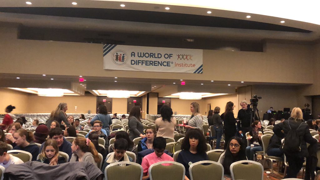 jonifjoni's tweet photo. 2019! @TheRashiSchool is so proud and excited to be here! #ADLYouthCongress #ThisIsRashi https://t.co/M6zh2GP5EB