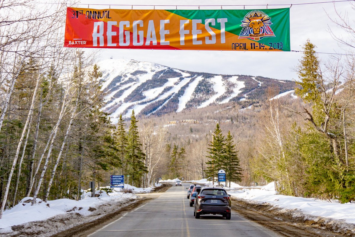 SugarloafMaine's tweet photo. Another beautiful day for Reggae β·ππ»π€
#SLReggaeFest #BaxterOutdoors #springskiing #theloaf
Reggae Fest Schedule & Tickets: https://t.co/bjvuFNpn7Q https://t.co/eTLQfXoLuW