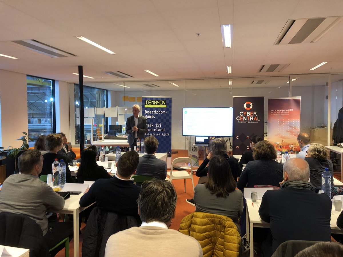 iffinetwork's tweet image. Day 2 of the Masterclass Innovations in a highly creative environment starts with the Etenia business case presented by Piet Buwalda from Avebe.