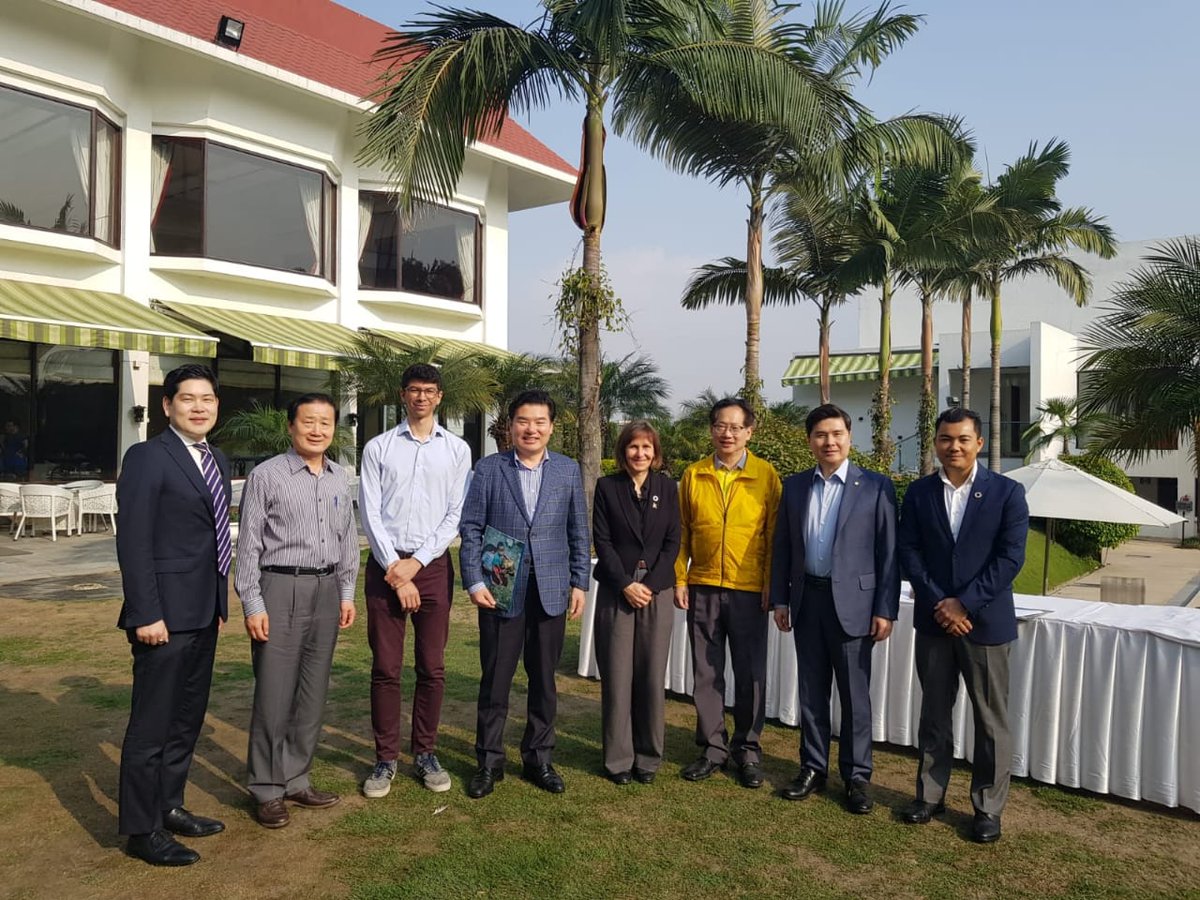 WFP_Nepal's tweet photo. WFP Nepal Country Director meets with Members of Parliament from the Republic of Korea to discuss food security landscape and partnership opportunities leading to achieving #Zerohunger by 2030 #Nepal #SDG_2 https://t.co/PT3srIOsUT