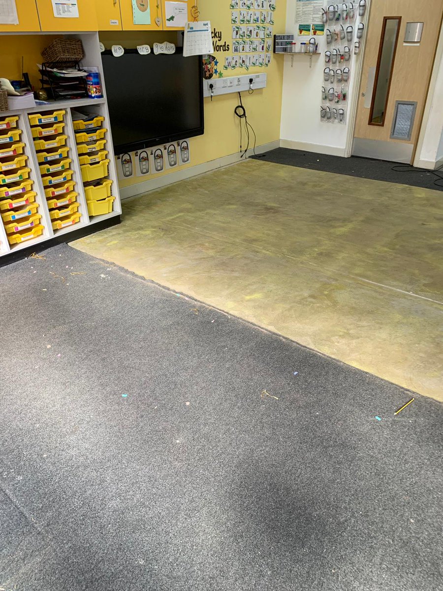 empireflooring2's tweet photo. We are nearing the end of another large Domestic Amtico installation, and when one job finishes another one starts a large Commercial project on a local school.
#domesticflooring #commercialflooring #weekendwork #ripout #flooringliverpool https://t.co/tULFvCPejW