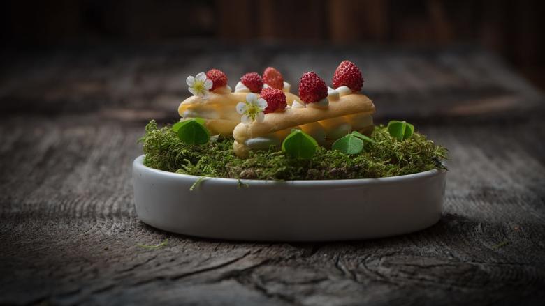 Da läuft einem beim Blättern das Wasser im Mund zusammen: Der Bündner Nachwuchskoch Emanuel Berni gibt sein erstes Kochbuch heraus; inspiriert von seinem Heimatdorf <a href="/Vals3000/">Vals3000</a>. fcld.ly/e9yo8xo