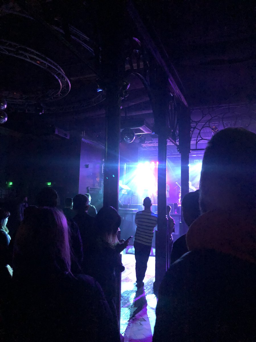 TopVisible tweet media