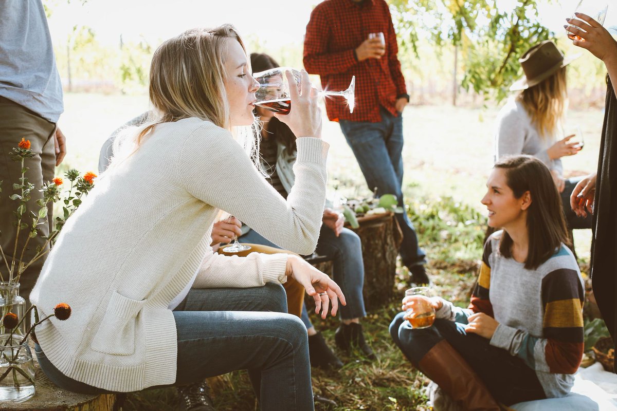Bespoke_World's tweet photo. In this article, I explore how millennials’ drinking preferences compare to old and new generations, as well as how these habits may change over time. https://t.co/yKIyvWIHJk https://t.co/Yd5CeKw5N7