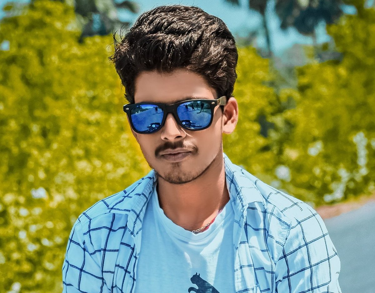 BittuBhargav8's tweet photo. Always stay true to yourself & never sacrifice who are you for anyone....!
#सीधा_चेहरा_इतिहास_गहरा #हल्के_में_मत_लेना
#On_Fire
#Riders_Choice
#Ready_to_Race
#Cool_Dude
#SinGle https://t.co/ClDiRqUjol
