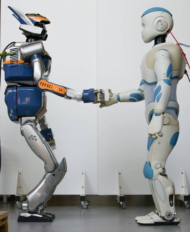 роботы и робототехника. брейкер робот. покажи роботов. передвижные роботы. маленький робот.