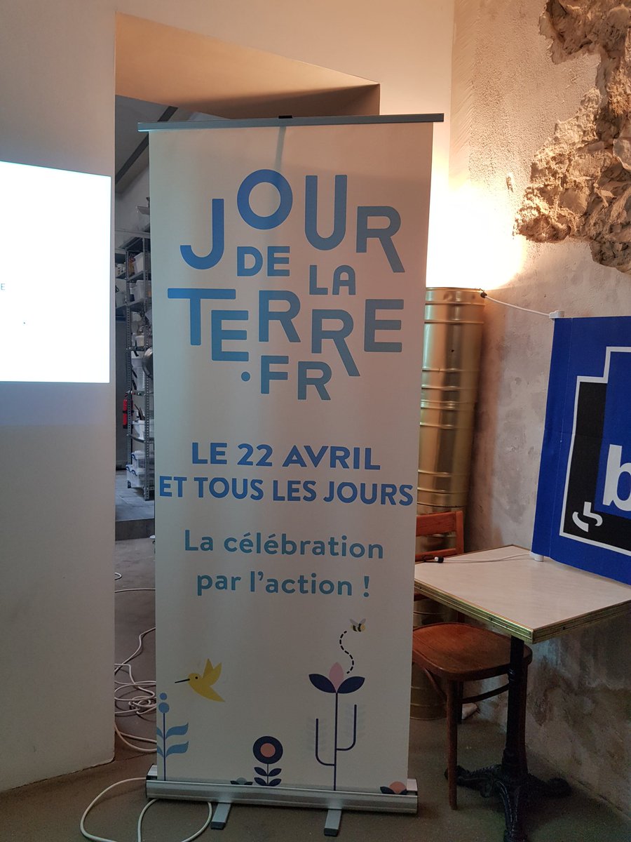 _stachka_'s tweet photo. Ensemble nous participons au @JourdelaTerreFr pour faire connaître nos projets en faveur de l'environnement.
#1DechetParJour #MarseilleVert #MerTerre #MadeInMarseille #MarseilleALaLoupe #JyS #VilleDeMarseille https://t.co/vyMfwHpjjo