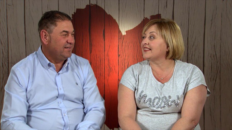 firstdates_tv's tweet photo. ¡Pedazo de cuerno, oiga! 😱 #FirstDates875 https://t.co/WlUrtcOKZW https://t.co/FXZ7LSOqbA