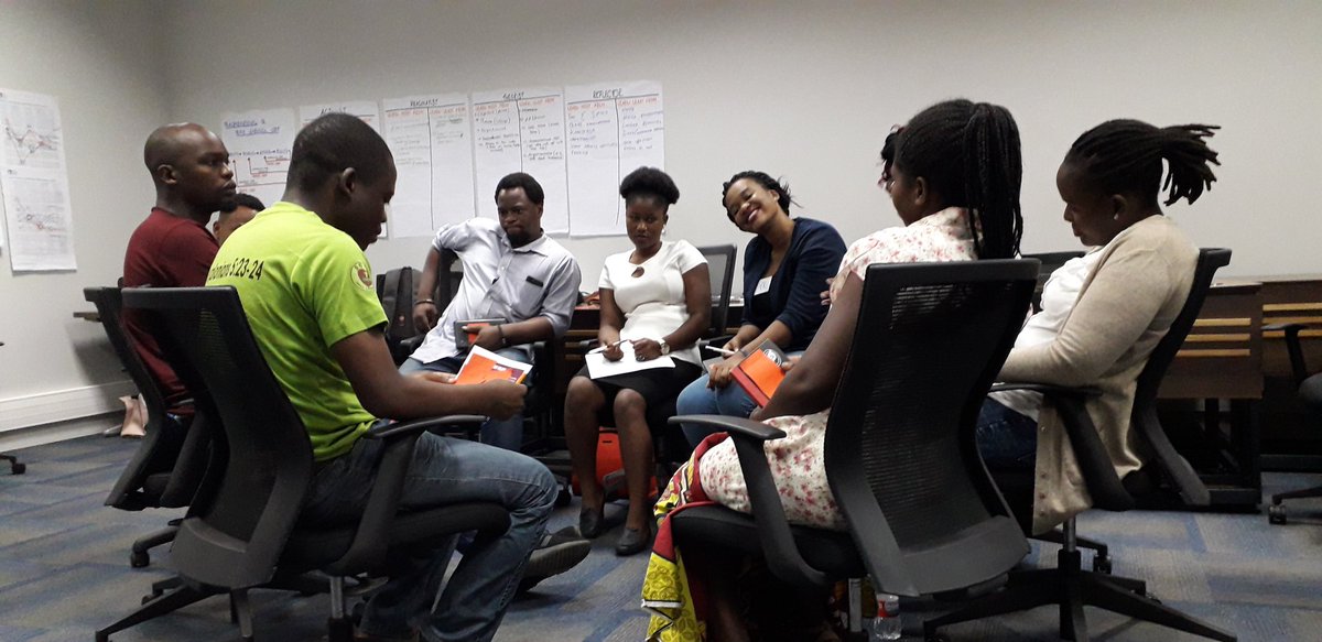 ELivelihoods's tweet photo. @mzehub team at the @sea_malawi facilitator practitioner exchange program in Blantyre.
The program will support improved learning sessions for social enterprise programs, school programs and leadership programs.
#socialenterprise #tutortraining #facilitationworkshop #Malawi https://t.co/EdfBHUuUYA