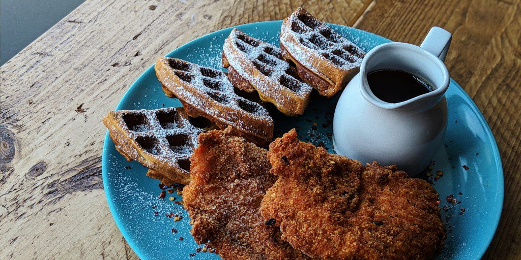 BuddysGlasgow's tweet photo. It's Friday which means our brand new brunch menu is available from 12 - 4 all weekend. Do like the Americans do and get your sweet and savory at the same time with our crispy Fried Chicken &amp; Fluffy Waffles. Yeeee haw! 😍

#buddysbbq #buddysbbqandburgers #bbqburger https://t.co/JVh7TolFkS