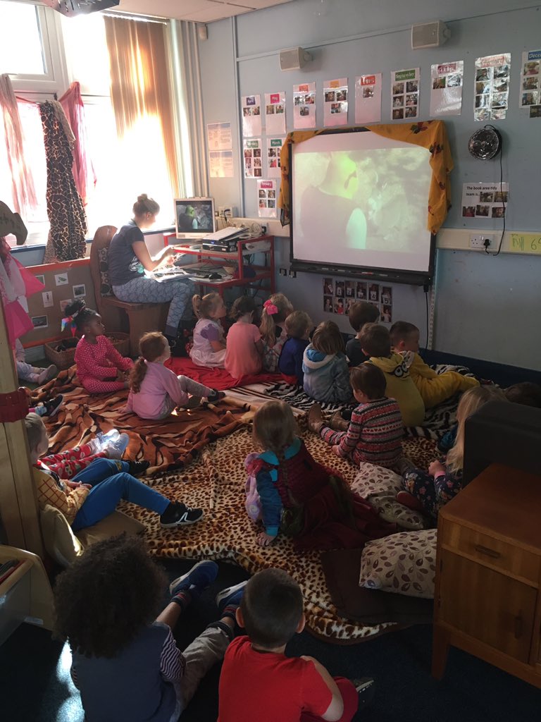 LittleJacksN's tweet photo. Today we are enjoying a pyjama and movie day, with hot chocolate and popcorn! Well deserved after a fantastic half term! #eastertreats https://t.co/xRKinX9ARn