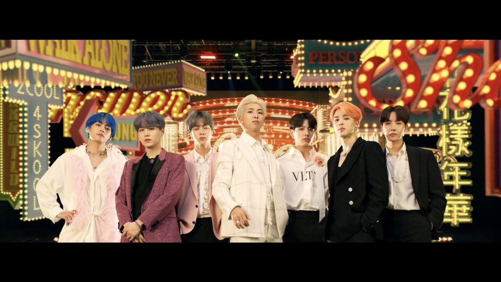 flowerpathwval's tweet photo. i love love love it thanku my stars #MAP_OF_THE_SOUL_PERSONA #BOYWITHLUVMV https://t.co/jwhDabgjKj