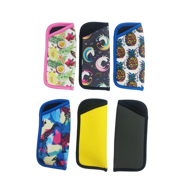 Runhongsports's tweet photo. Sublimation printing neoprene sunglass pouch,  #amazon #rhneoprene #neoprene #sunglasses #sunglassespouch #pouch #glassespouch #glassesbag #sublimationprinting #OEM #customizations #promotions https://t.co/qiGOQC4LUd