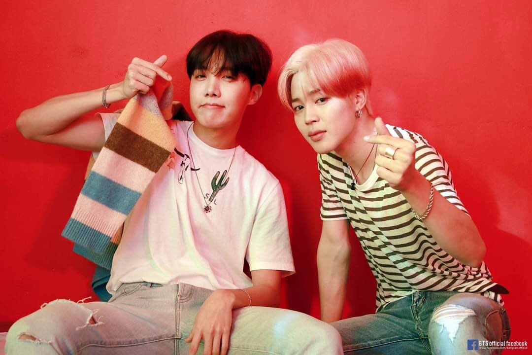Чимин и хосок. Джей хоуп и чимин. Bts чихоупы. Джей хоуп и чимин. Jimin j hope.
