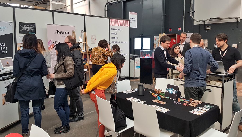 Début du #FenoNormandie ! Nos #startups sont en place, au programme : jeu de plateau assisté par une IA, robot collaboratif, jeu ludo-éducatif pour les enfants, réalisation de chaussures sur mesure...
#FENOmenal !