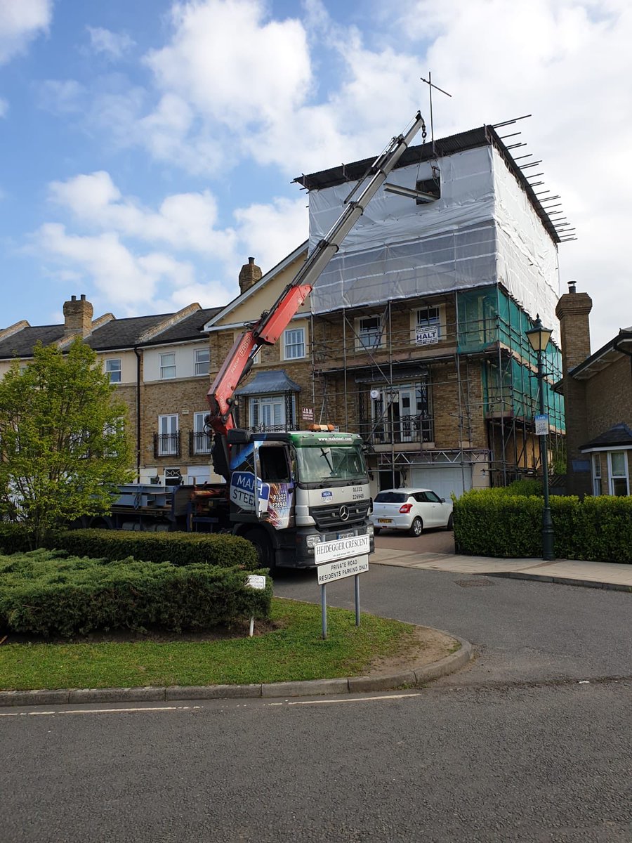 Customer: I’ve only got a little hole
Us: watch this space 😎🚚💨🏗
