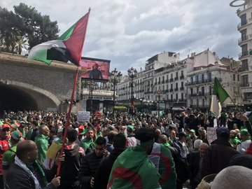 Voir l'image sur Twitter