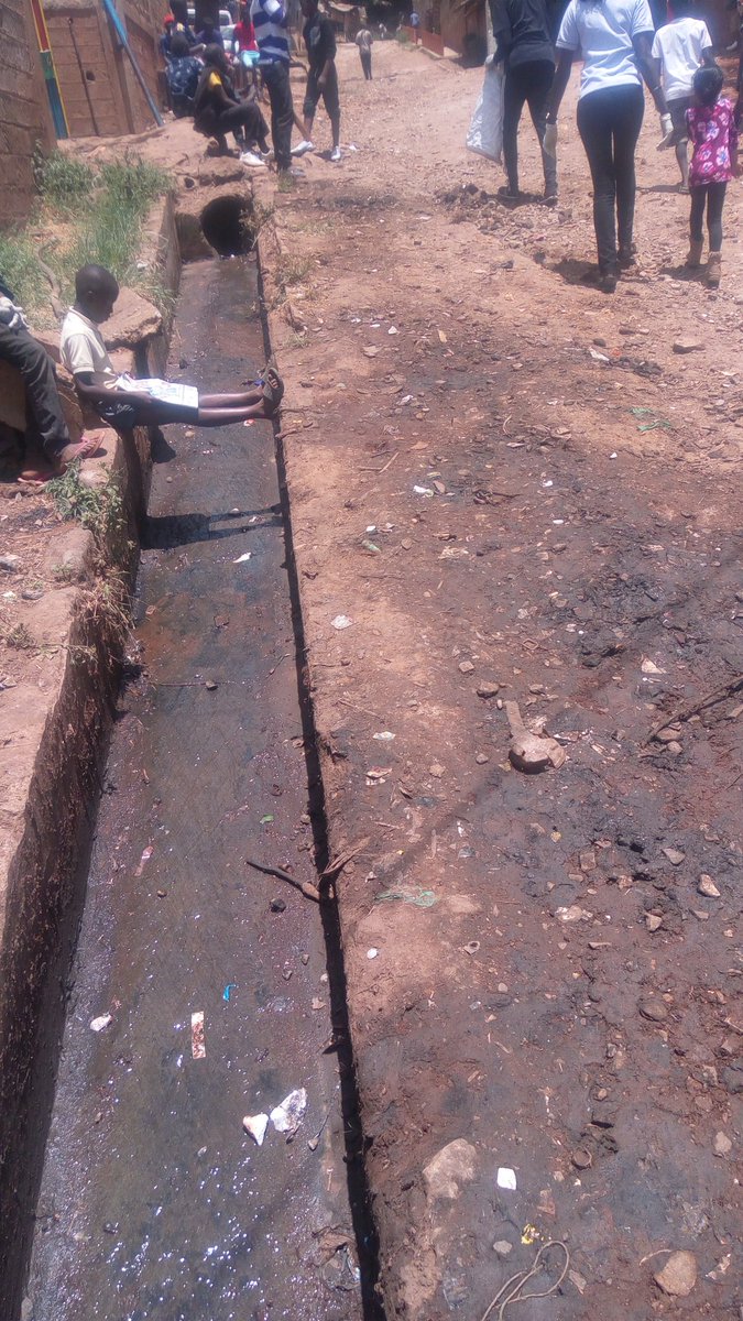 enkareoltau's tweet photo. We together with our boys from #ShuleMtaani today carried out a thorough cleanup at #DeepSeaSlum as part of the celebration of the #internationalstreetkidsday by ensuring that they stay in a clean environment. #Humanize #Rebirth @MikeSonko @EstherPassaris @SakajaJohnson https://t.co/8MHqrDNBk9