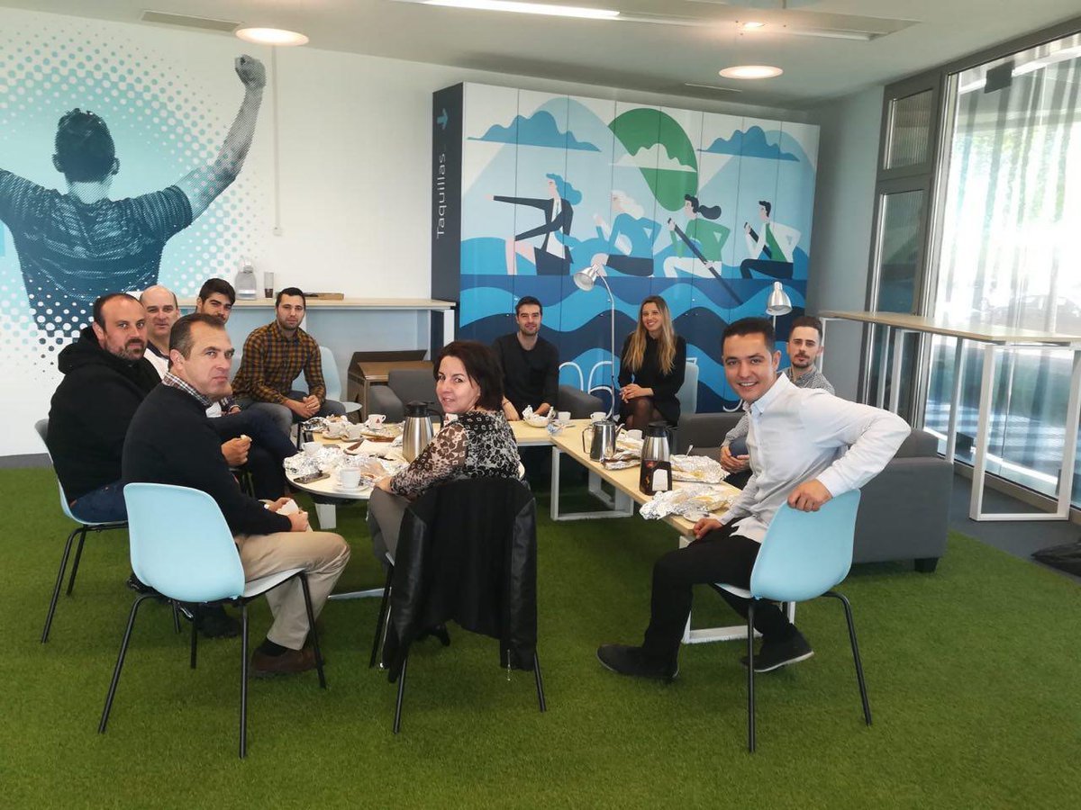 OpenFuture_Ext's tweet photo. Esta mañana hemos disfrutado de un #Desayuno compartido con nuestras #startups en #LaAtalaya ☕️ https://t.co/87vomF2UME
