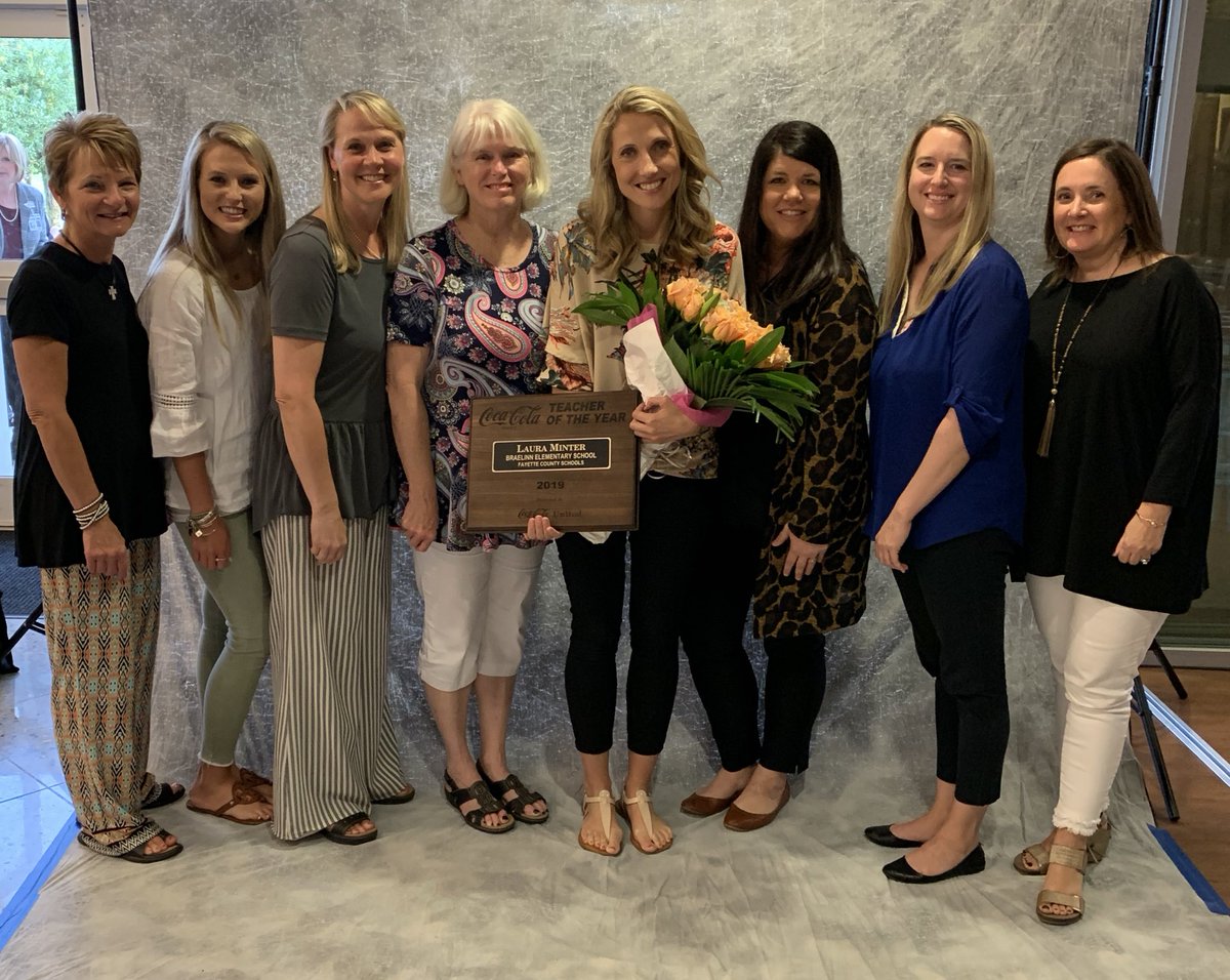 BraelinnStars's tweet photo. We LOVE our Laura Minter and had a blast celebrating her at the Teacher of the Year Ceremony! Her compassion and love for her students make her an inspiration to all of us. #BraelinnStars https://t.co/CLgiq4JQlS