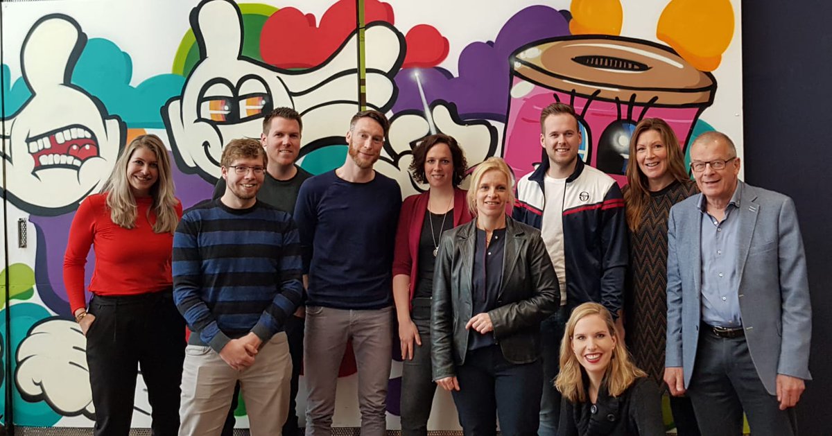 jc_dtc's tweet photo. Samen bereik je meer! Armoede en schulden onder jongeren is een groot probleem. In samenwerking met @BuurtpleinBV @mijnschool @gemeenteDchem @Laborijn @Rabobank @Gruitpoort @RabobankGM, #Mijnschool en stichting PAD creëeren we een aanpak met oa voorstelling van #gridgoud https://t.co/vQ7PlEDjHt