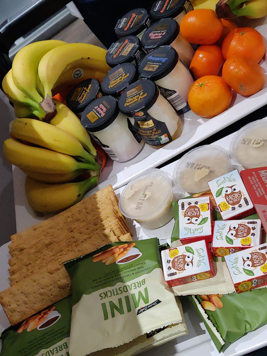 PwCIreland's tweet image. Our #PwCCork office started National Workplace Well-being day the right way with a delicious selection of healthy fruits, yogurts, nuts and other healthy treats #WorkWell19
