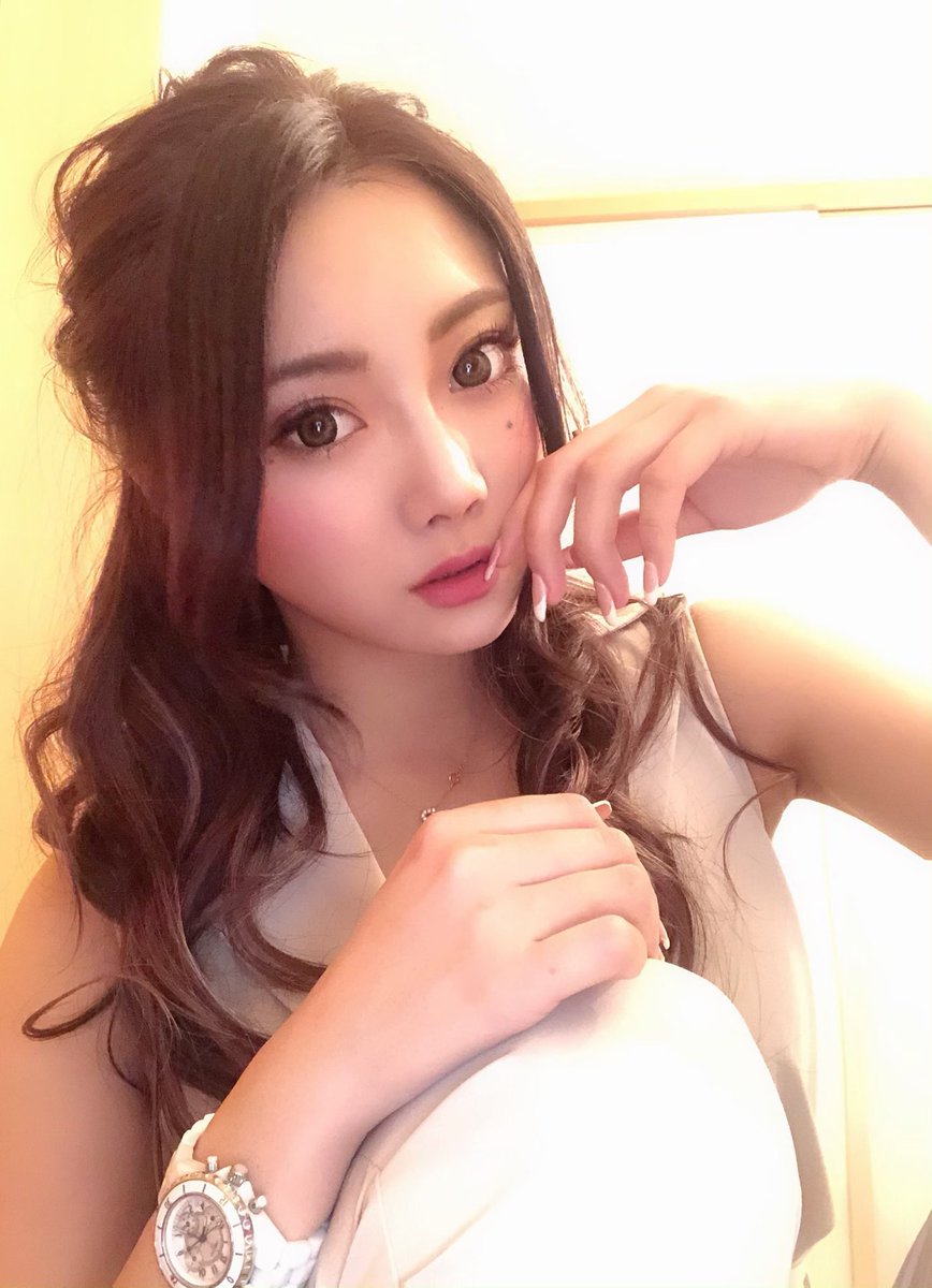Rinachi_Kimono's tweet photo. 菅原里奈。遂に二十歳になったってばよ！

ままとぱぱ、皆に言いたいことは
Instagramにまとめました。

迷惑しかかけてこなかった馬鹿娘
これからは私が親孝行する番です。

素敵なLadyになるよ！これからも
こんな私をよろしくお願いします🌹❤️ https://t.co/QrN5facesu