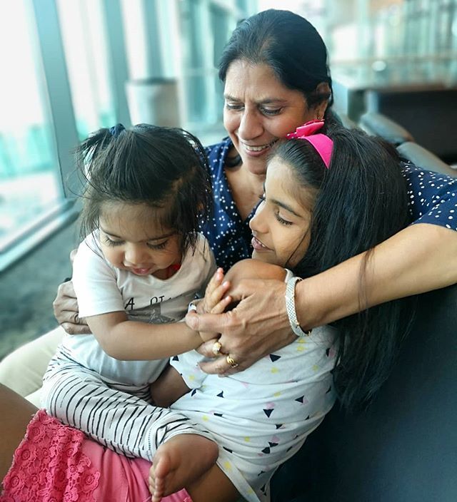 TheLifesWay's tweet photo. When grandparents are here, both of them fight over the attention time they get from them! It's all about love! @SonyXperiaZA #HelloSonyZA #SiblingsDay #TheLifesWay #Photoyatra #AashishRaiJain #Blogger #vLogger #WalkingwithCamera #photographerwithpassion #instagrammer #techJ… https://t.co/XPV5UENhyu