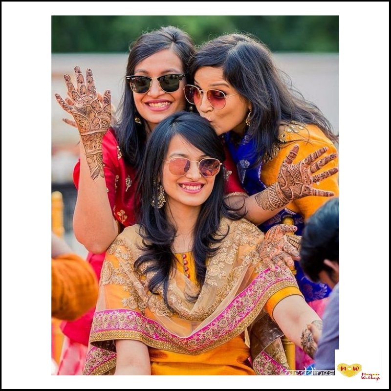 Because your wedding is incomplete without some dramatic pictures with your squad!👯💕
#indianwedding #indianbride #zowed #bff #bffs #bffgoals #bffsforever #bridetobe #bridechilla #bridesmaids #bridesmaid #girlgang #bachelorette #teambride #gettingmarried #weddingphotographer