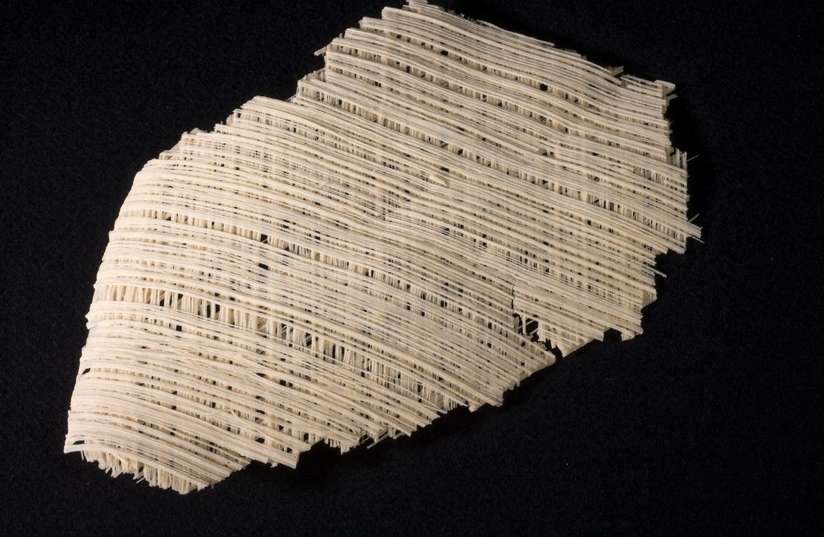 AltaviaItalia's tweet image. #Altavia si illumina per Fili Conduttori, 2° appuntamento per il nostro #fuorisalone, con la #degustazione dei preziosi Filindeu e dei vini Argiolas. Vi aspettiamo stasera, dalle 19 alle 21!
La #mostra di #arte &amp;amp; #design è sempre aperta, fino a domani, dalle 10 alle 22.