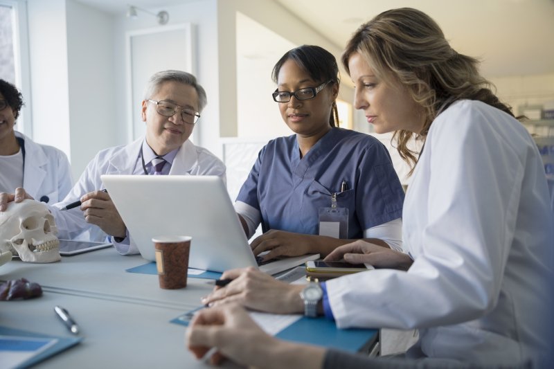 SAS_Netherlands's tweet image. Treant Zorggroep deze week live met #SASVisualAnalytics. Dit biedt ruim 600 gebruikers snel inzicht in de cure en care data. 2.sas.com/6017Ed6UT #SASVisualAnalytics #SASVA @Treantzorg