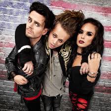 HannahRosay's tweet photo. Today is the day roll on 5 :D #greenday #AmericanIdiot @UKAmericanIdiot #tommilner #lukefriend #samlavery https://t.co/4XUhbTW4jY