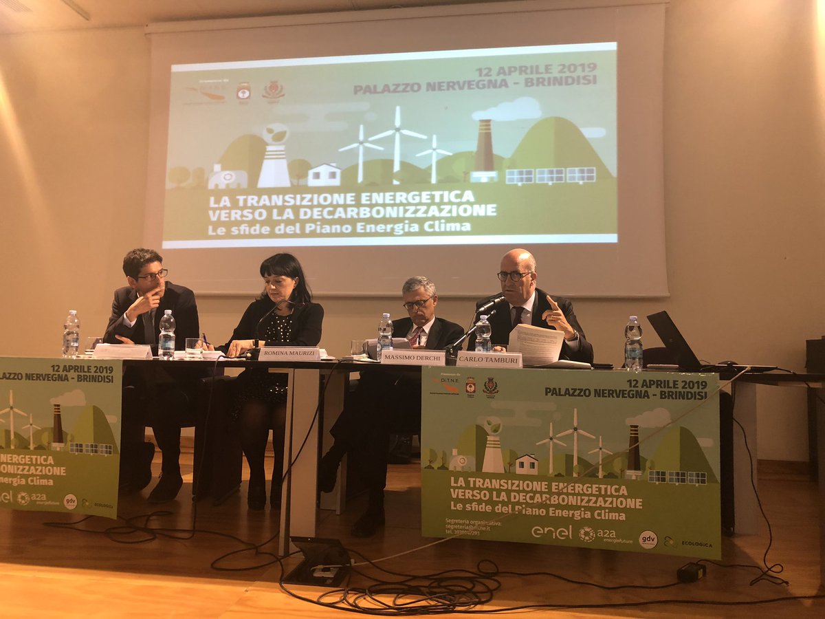 SalvTomaselli's tweet photo. Convegno a #Brindisi promosso dal #DITNE su #transizioneenergetica e #decarbonizzazione #REGIONEPUGLIA con @ENEAOfficial @ISPRA_Press @crippa5stelle @GBenamati @ReRebaudengo @EnelGroupIT @eni @snam @gruppo_a2a @Confindustria https://t.co/UKi0uY2fyW