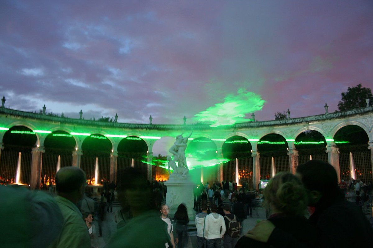 Trekkapp's tweet photo. Disfruta viendo las grandes eaux de Versalles con sus juegos de luces y aguas #GrandesEauxdeVersalles #París #Versalles https://t.co/e2qAPi6fwb https://t.co/Sx9lY0MZ8G