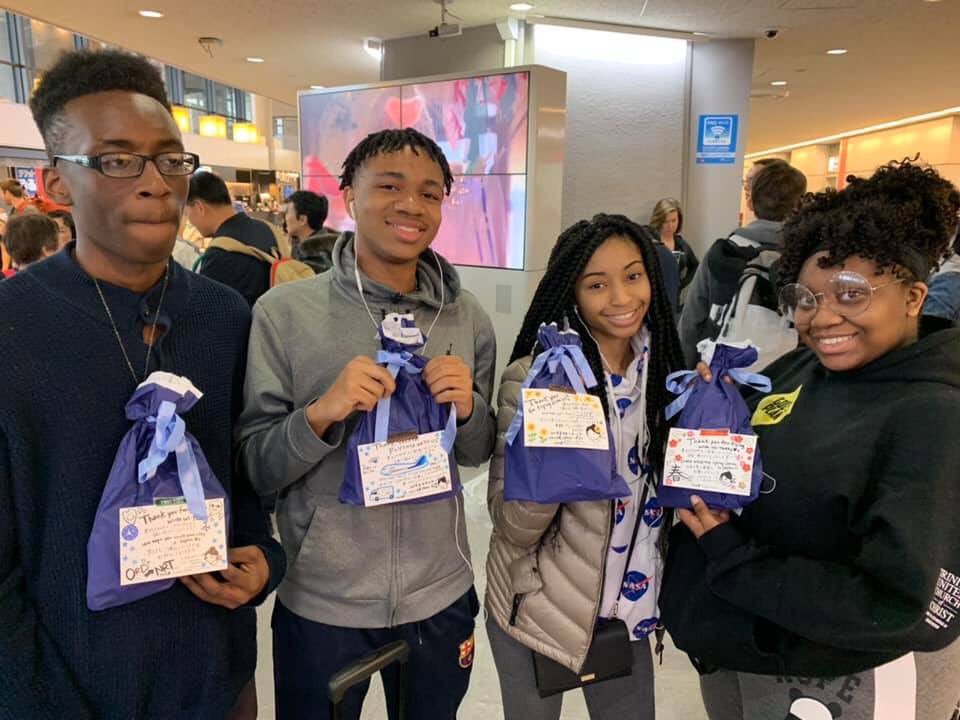BeulahMcLoyd's tweet photo. The Eagles have landed safely in Japan! #JapaneseHospitality #ArtsImmersion2019 #WalterHDyett #HighSchoolfortheArts #AccessandExposure https://t.co/OxfxXTsZwK