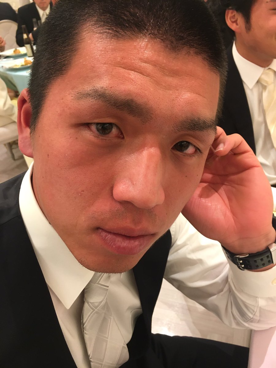 taaaaanny's tweet photo. 地元のツイート見てたら、山田、なんでそんなぬいぐるみ🧸持ってるん？笑
シンプルに怖いわ https://t.co/RqJLw70kf3