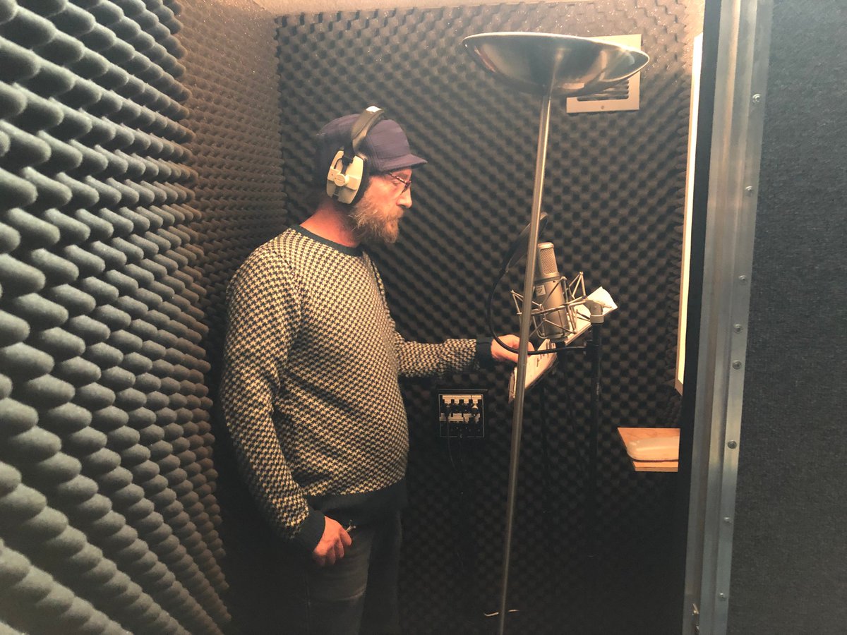 PITCHBLACKDARK2's tweet photo. ADR with our actors was awesome! 

Brilliant performances from Hannah and Mark. https://t.co/eeeK1hwKGF
