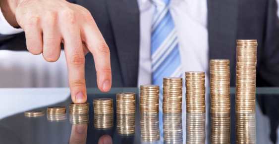 Проект HeadHunter «Банк данных заработных плат» выяснил, что происходило с зарплатами в 1 квартале 2019 года: в каких отраслях экономики зарплата росла, в каких падала, насколько изменились доходы работников и чего ожидать в следующих кварталах.  hrdocs.ru/novosti/zarpla…