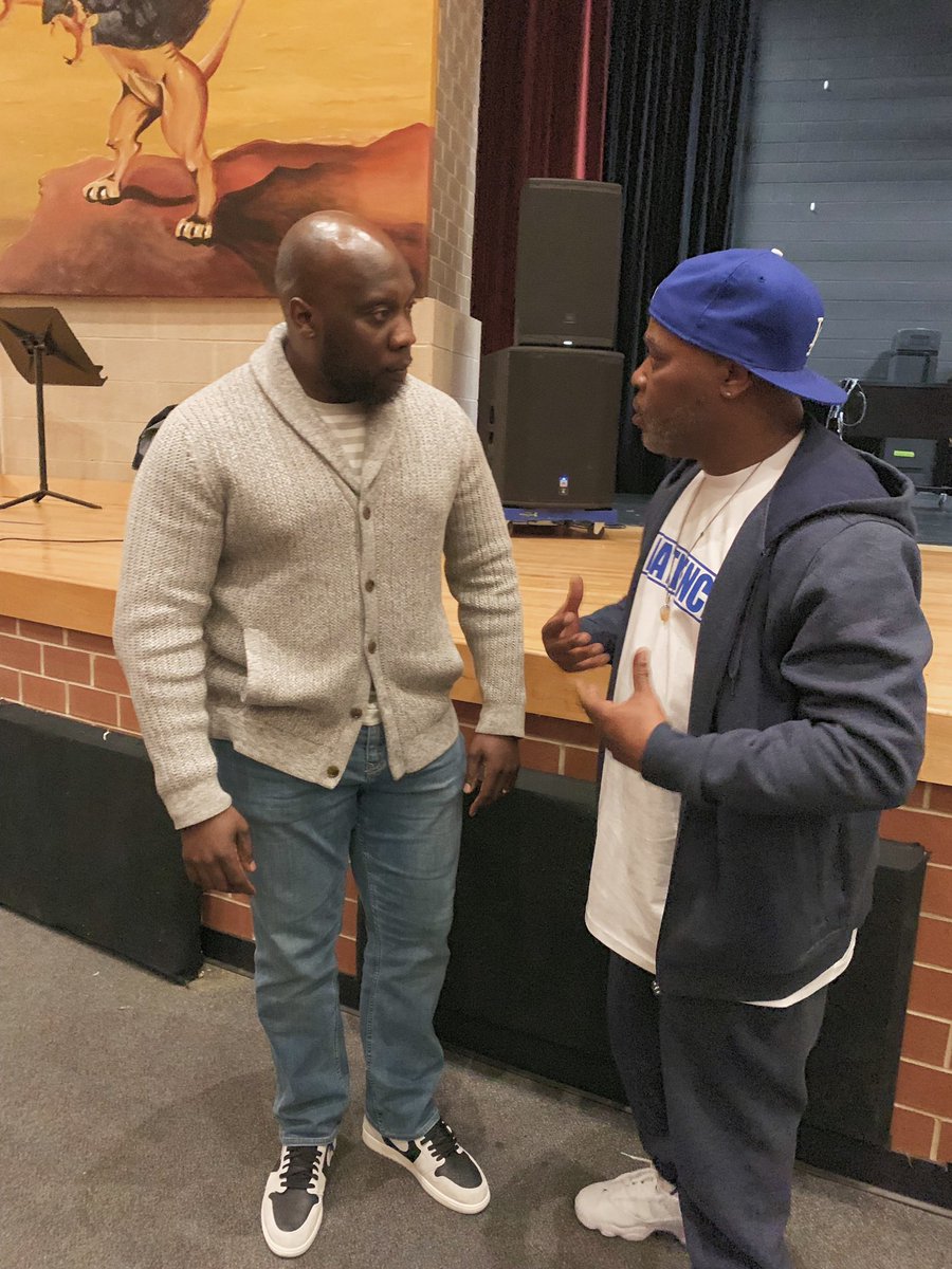 Principal_KMSSI's tweet photo. Last night I viewed the film “Circles” by Restorative Justice Educator and Activist Eric Butler from Oakland, Ca. Powerful and inspiring movie. Powerful, inspiring, and resilient brother.
#RestoraticeJustice #RestorativePractices #education #leadership #TrustTheProcess #Circles https://t.co/LBk455mrWn