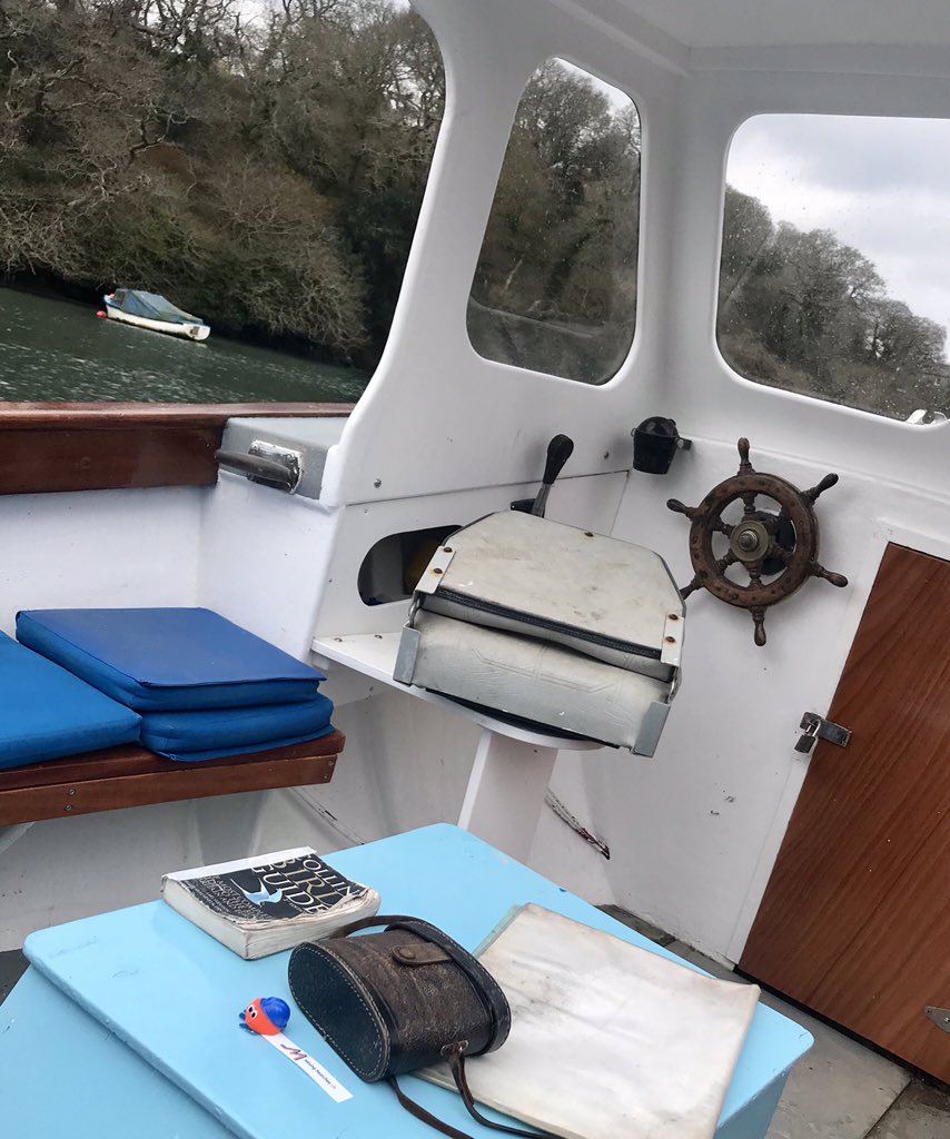 MiningSearchUK's tweet photo. Enjoy a relaxing #boattrip along the Helford River &amp; Frenchman’s Creek with @johnharveyguru @WhiteIwhite &amp; Richard @StephensScown learning about the history, tales &amp; wildlife @HelfordRiverCr @BudockVeanHotel 
delicious pasties @KerrasCatering #boattripscornwall #msukbug https://t.co/oDmFRie5WY